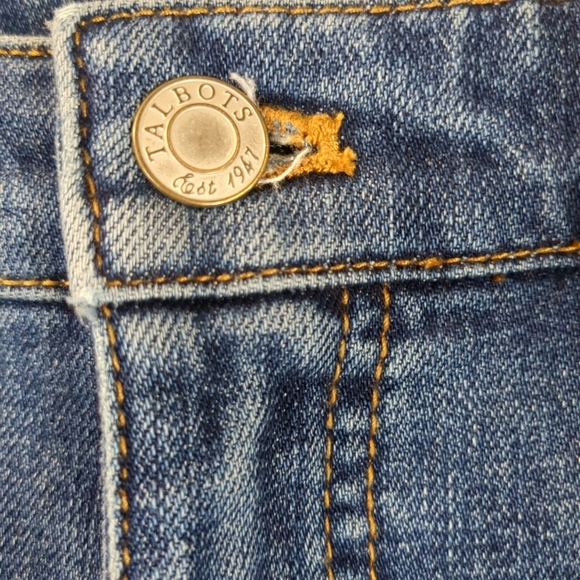 Talbots Women's Barely Boot Women's Jeans , Size 6P - Picture 2 of 8